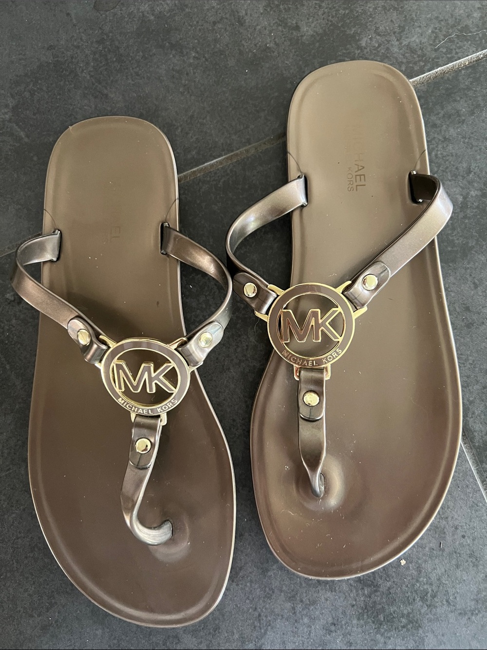 Michael Kors Lillie Jelly Thong Sandals Brown Bronze Women’s Size 7